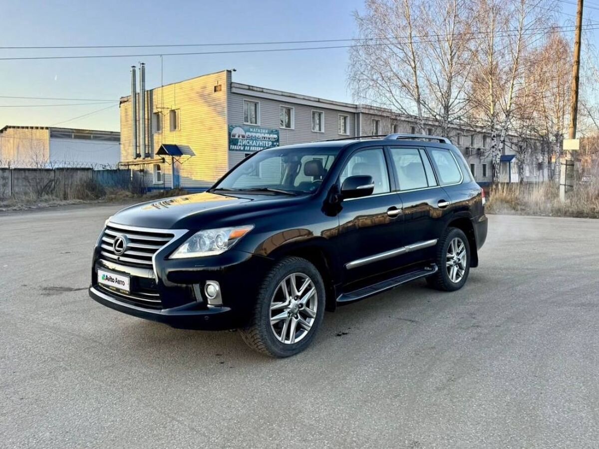 Lexus LX 570 5.7 AT (367 л.с.) 4WD, 2012, 296000 км