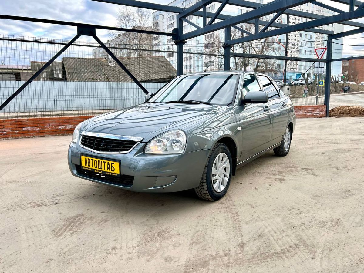 Lada (ВАЗ) Priora 1.6 MT (98 л.с.), 2012, 249400 км