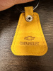 Брелок АвтоШТАБ желтый треугольник CHEVROLET (арт. 00001)