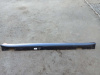 Порог пластиковый (накладка) BMW 7 F01/F02 (08-15) R наруж. б\у LONG (арт. 51777225924)